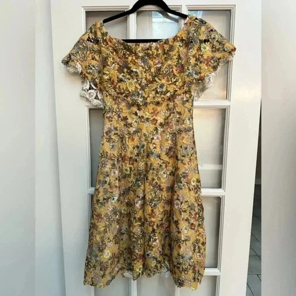 ALEX MARIE Anna Flounce Lace Off The Shoulder Yellow Floral Dress Size 4 Small - Picture 4 of 13